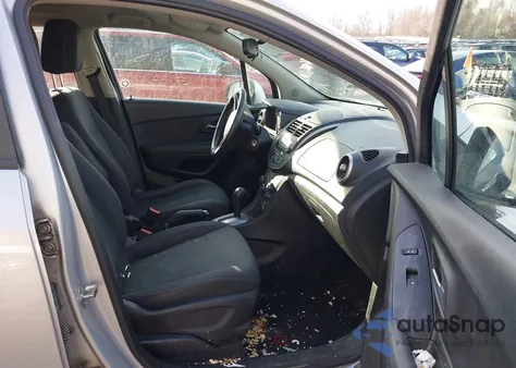 2015 Chevrolet Trax 1Ls z USA, uszkodzony, nr VIN 3GNCJKSBXFL192700